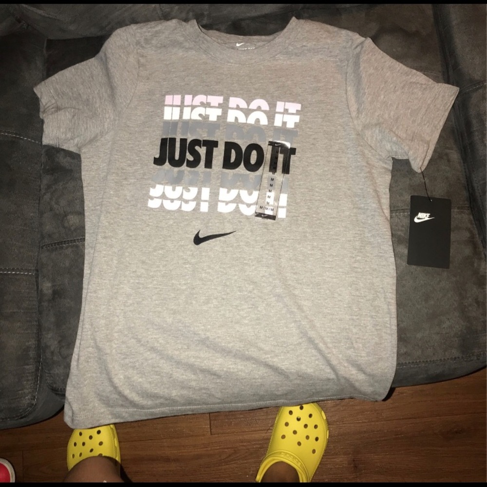 Nike Boys Tee